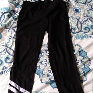 Black leggings